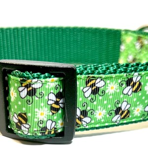 Green Bee collar