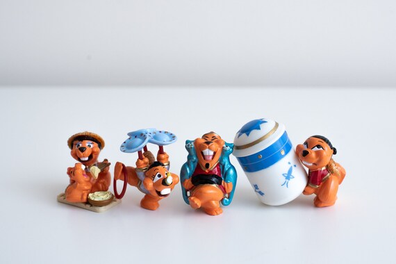 Винтажный китайский набор фигурок Castorcin Ferrero Kinder