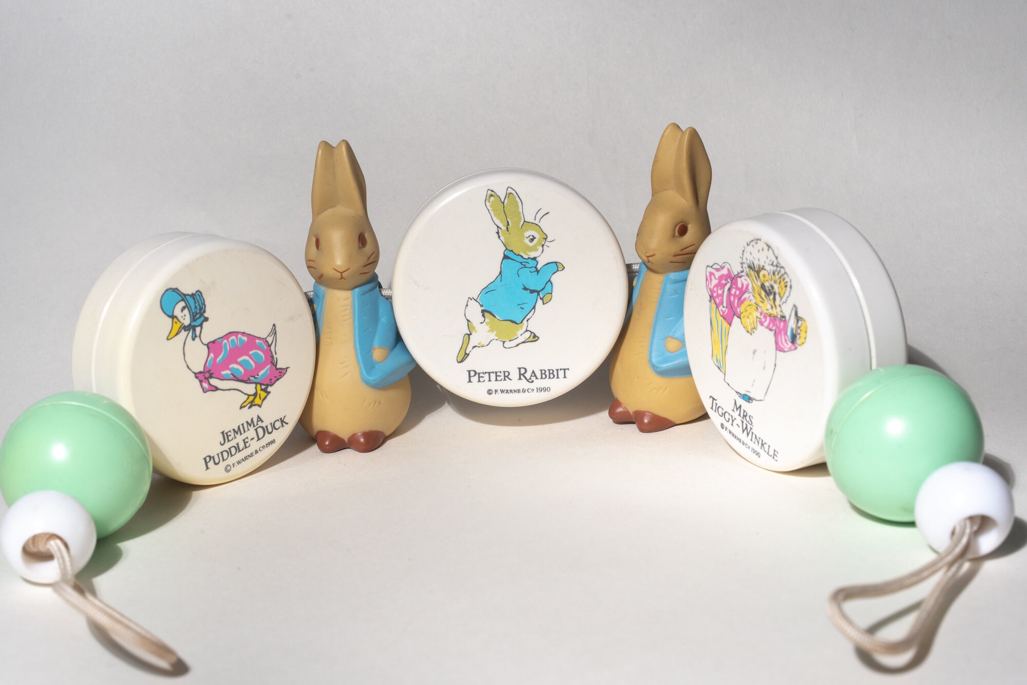 1990 Peter Rabbit Vintage Pram Crib Garland Toy Australia