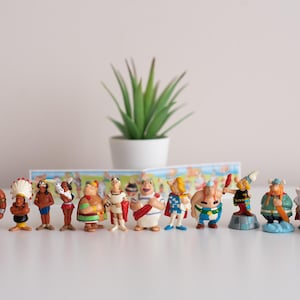 1997 Ferrero Kinder Surprise Vintage Asterix in America (USA) and