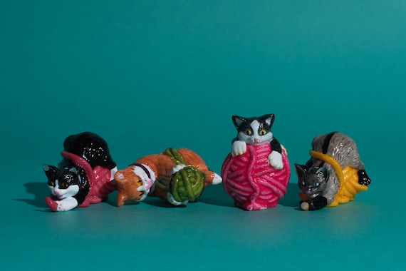 Винтажные коты из Kinder Surprise Ferrero: коллекционные фигурки