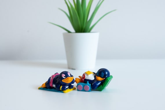 Винтажные Kinder Surprise Pingui Beach Penguins - 1994 Ferrero