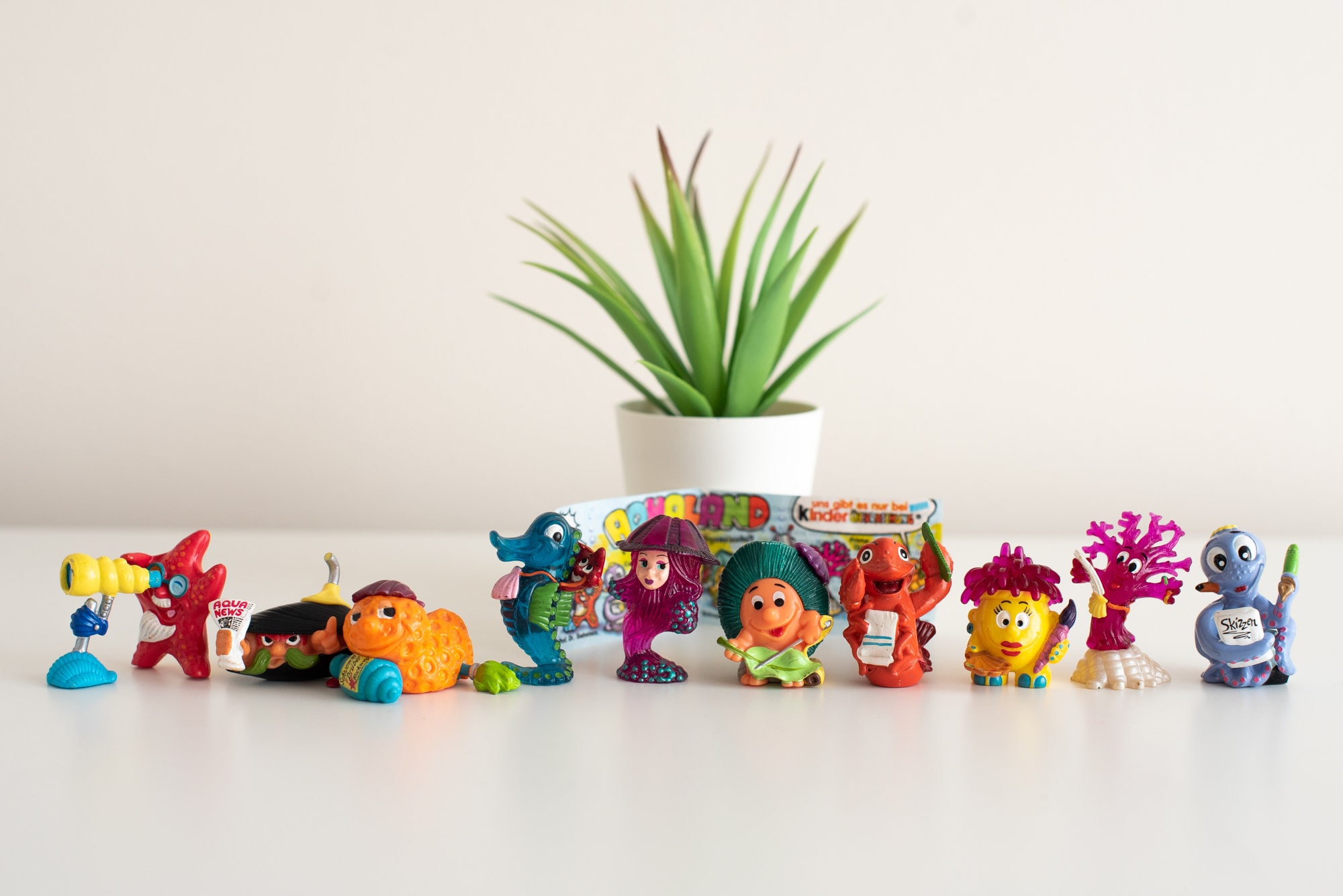 1997 Ferrero Kinder Surprise Vintage Aqualand Figurines With