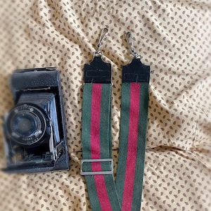 Camera strap gucci online