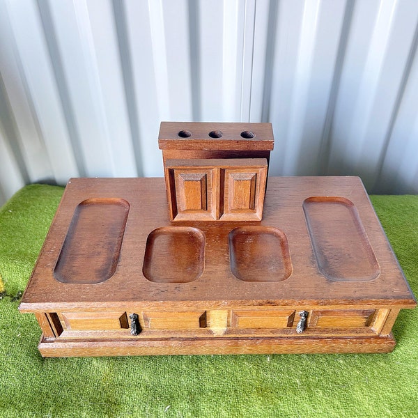 Vintage Farrington gentlemen's wooden jewelry box writing valet with drawer lined with brown corduroy