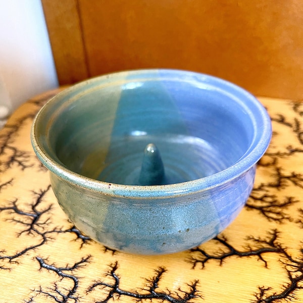 Tri-color stoneware blue egg cooker omelette bowl or trinket bowl dish