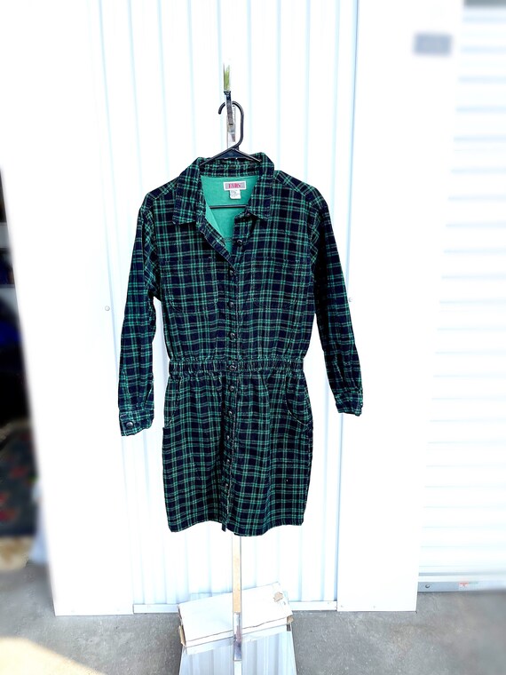 Vintage FADS green and Black plaid corduroy button up shirt dress with long sleeves and elastic waist size 14p