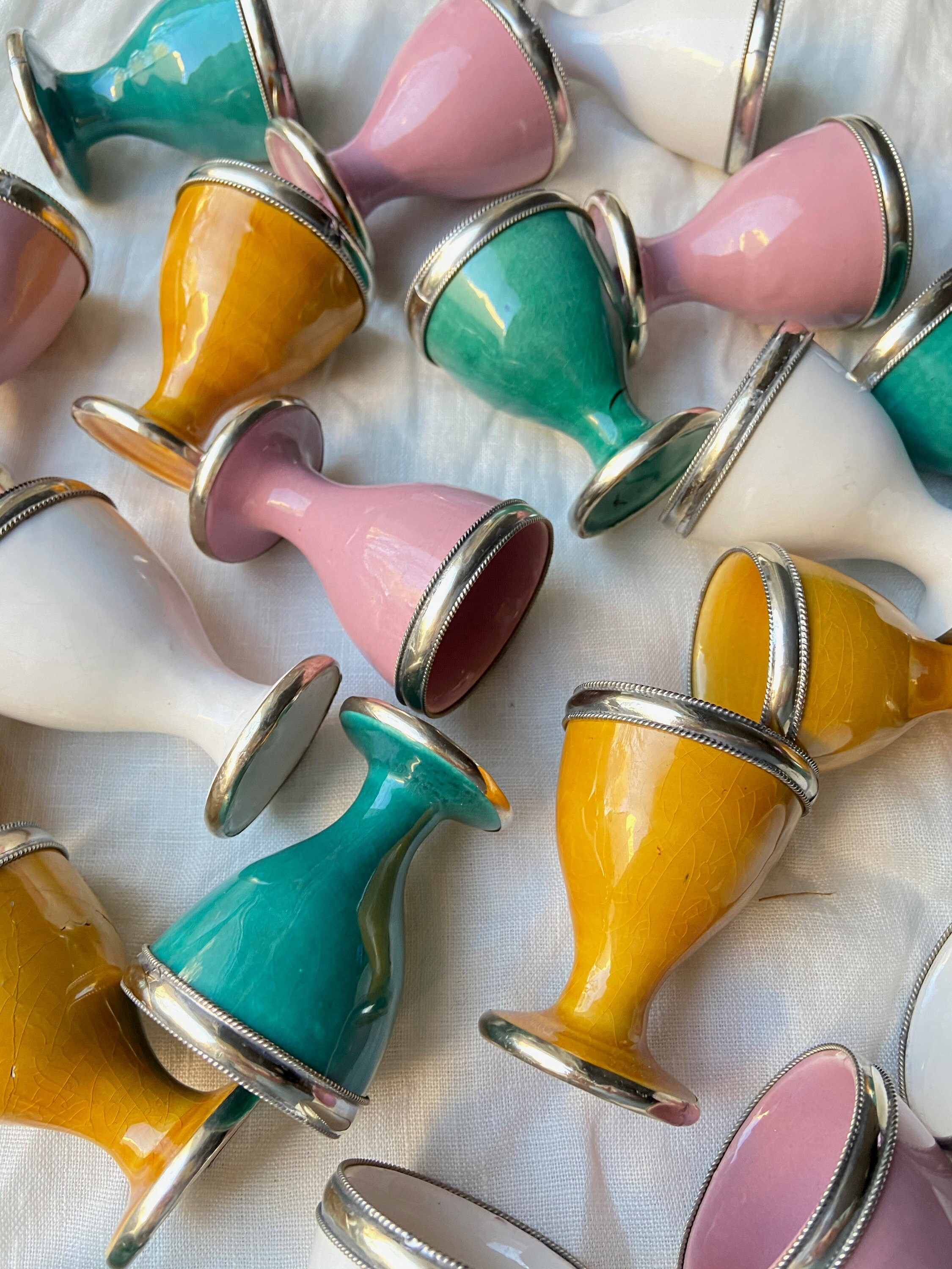 Tasse d'oeufs de Pâques en Céramique 100% Faite à La Main Au Maroc