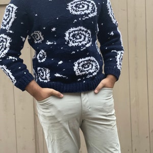 Handgebreide Galaxy Sweater Eeuwige zonneschijn van de Spotless Mind Movie Geïnspireerd Blauw Wit Maatwerk en personalisatie beschikbaar afbeelding 6