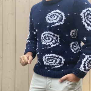 Handgebreide Galaxy Sweater Eeuwige zonneschijn van de Spotless Mind Movie Geïnspireerd Blauw Wit Maatwerk en personalisatie beschikbaar afbeelding 5