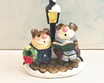 Wee Forest Folk LAMPLIGHT CAROLERS M-86, 1982 Christmas Caroling