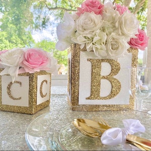 Weiß und Gold Babypartydekorationen Jumbo Baby Block Letter Mittelstücke für Jungen oder Mädchen Geschlecht offenbaren Dekorationen, Geburtstagsdekorationen