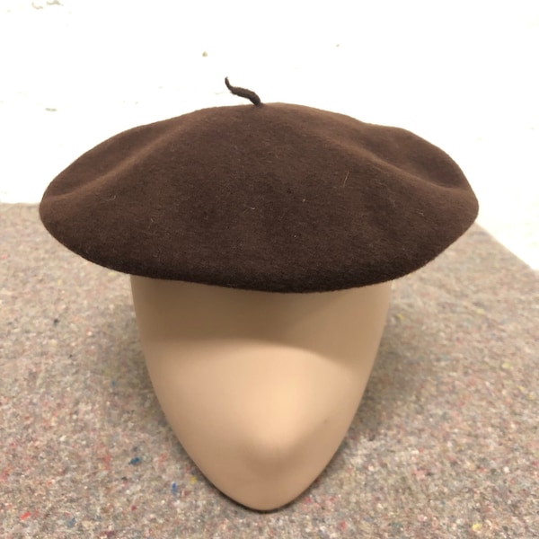 Vintage Kangol wool beret