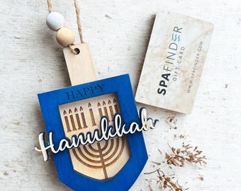Wooden Hanukkah Gift Card Holder – Dreidel Shaped Menorah Design, Blue & Natural Wood Ornament, Happy Hanukkah Envelope, Jewish Holiday Gift