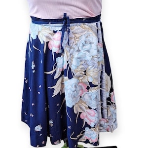 Vintage 70s Floral Knee Length Skirt, Cotton Nouveau Flower Print Skirt, Women L/XL Waist 36&quot; to 38&quot;