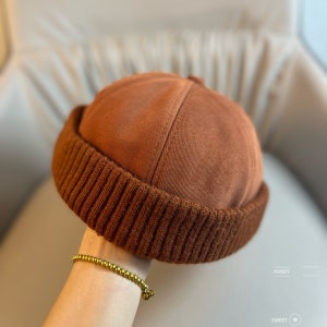 6 Farben Winter gestrickte randlose Baumwollmütze Docker Cap, Seemannsmütze, gerollte Manschette Retro Docker Caps, verstellbare Hafenhüte, Unisex Orange