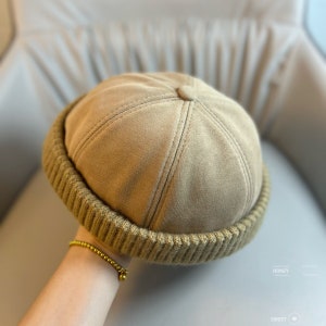 6 Farben Winter gestrickte randlose Baumwollmütze Docker Cap, Seemannsmütze, gerollte Manschette Retro Docker Caps, verstellbare Hafenhüte, Unisex Khaki