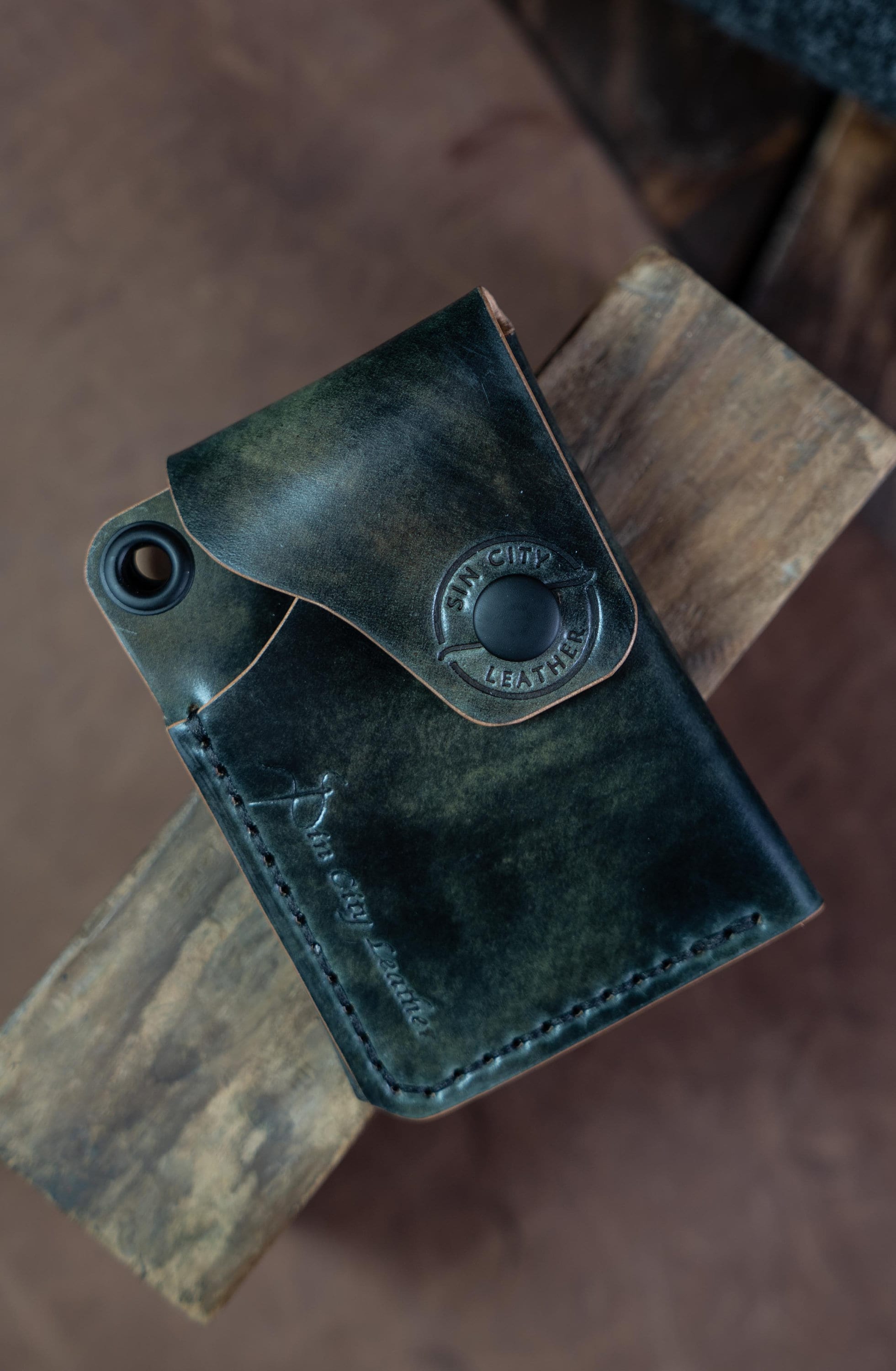 THE NOMAD Rocado Museum Shell Cordovan Green GREEN Slim Wallet