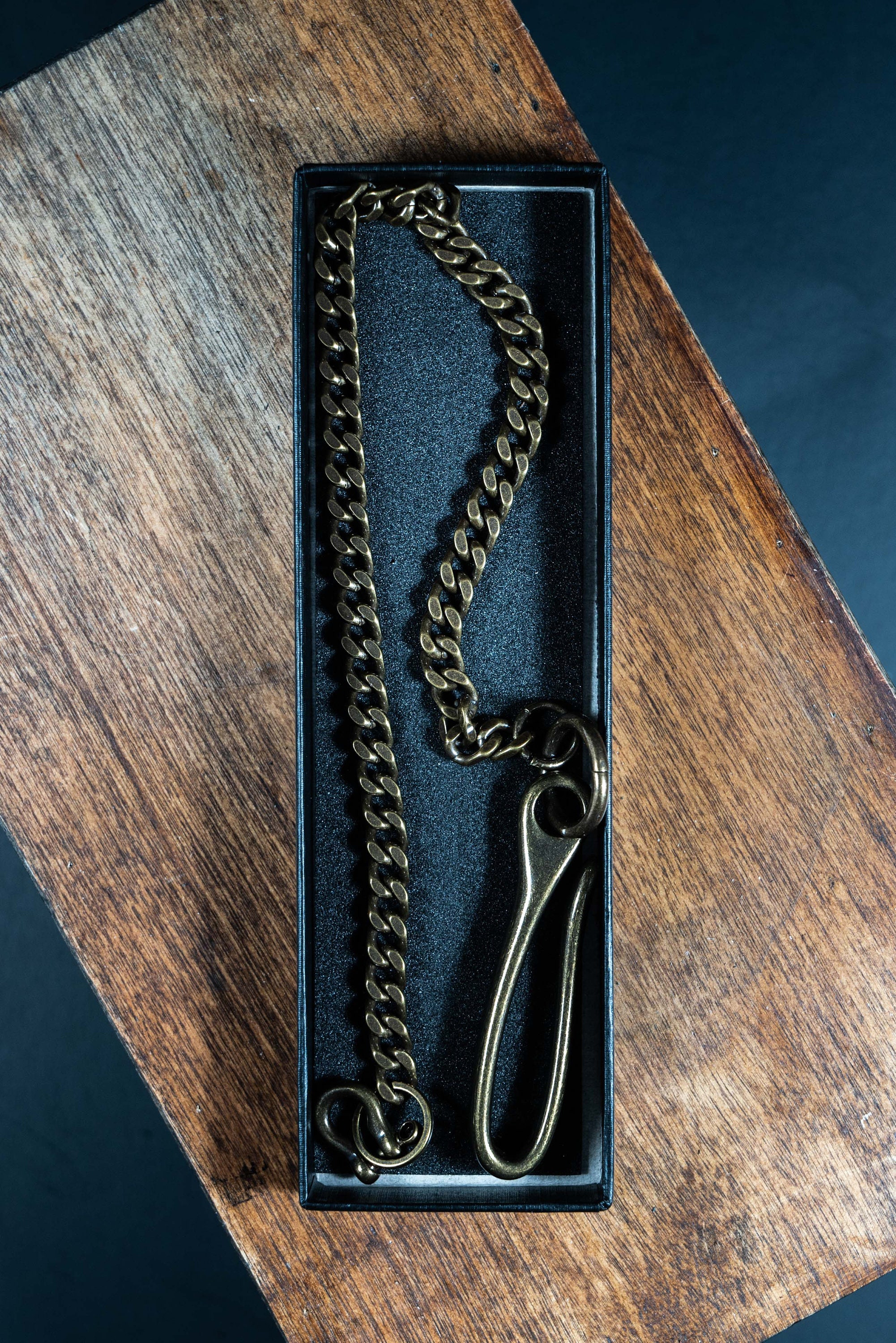 レア  BLACK SIGN SOLID BRASS WALLET CHAINS Solid Brass Wallet Chain Infinity Handmade With Skull Hook