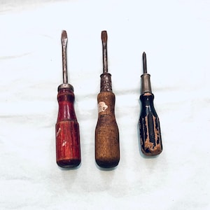 Group of 3 vintage Screwdrivers with wooden handles