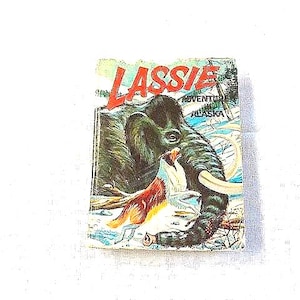 Tiny vintage  Lassie Adventure in Alaska children&#39;s book by George S. Elrick. 1967!