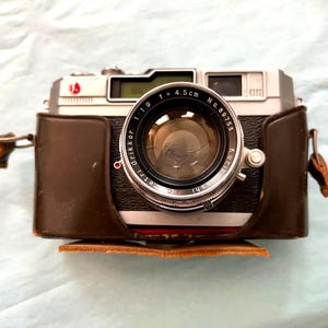 Vintage Petri Camera - Etsy