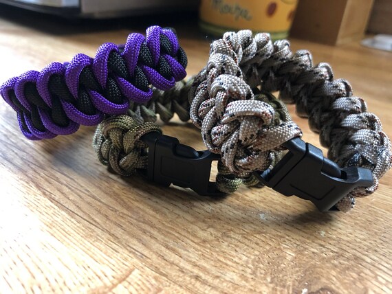 Shark jaw paracord deals
