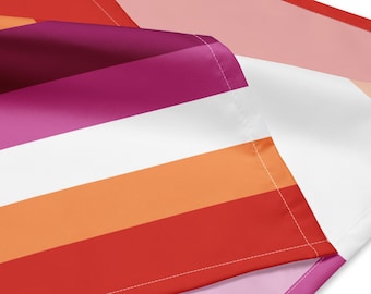 Bandana dell'orgoglio lesbico - Fazzoletto arcobaleno lesbico per adulti, cani, gatti e tutti! Fazzoletto queer vibrante e luminoso di ottima qualità. Abbinalo al tuo animale domestico!