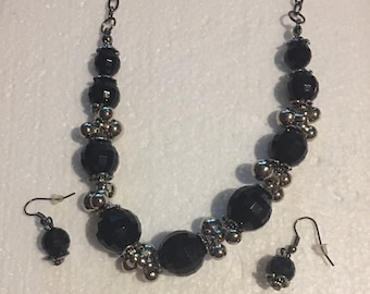 Beaded jewelry set, Black or Olive Green Crystal Glass Beaded , Silver Beads , Adjustable Necklace and Earrings Set , Boho Jewelry Set