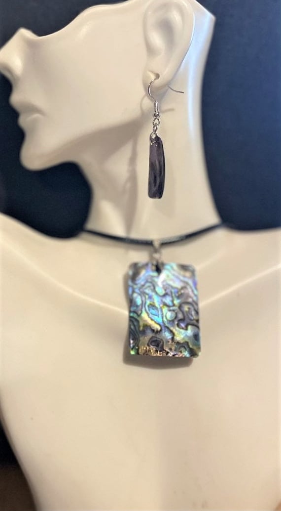 Abalone Shell Rectangle Pendant Necklace with Matc