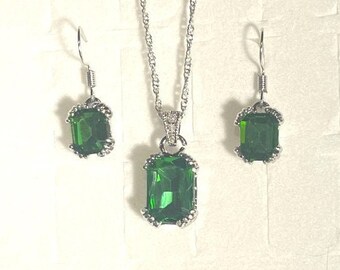 Emerald Cut Green CZ Pendant Necklace and Earrings Set , Emerald Cut Green CZ Earrings , Wedding Jewelry , Gift for Her