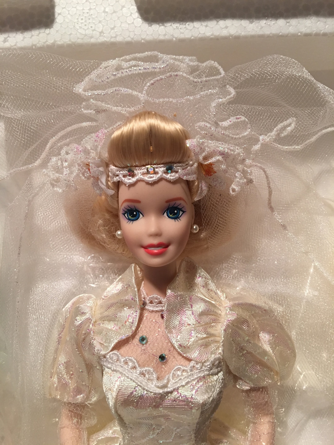 Star Lily Porcelain Bride Barbie Doll , Limited Edition , LIMITED