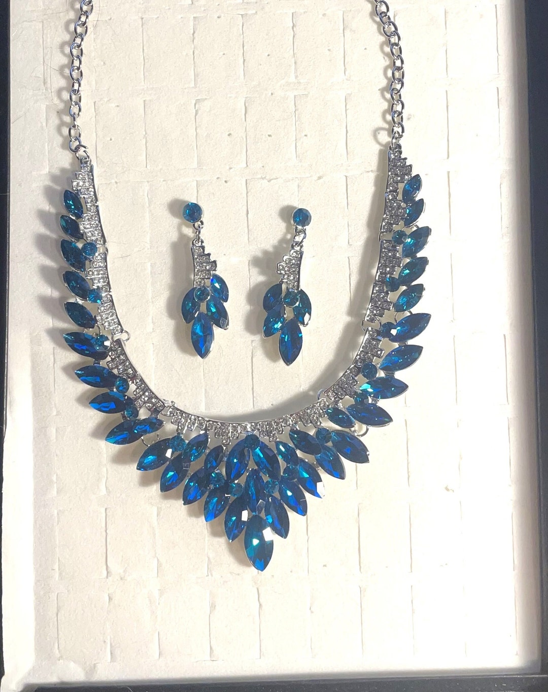 The Blue Crush Necklace Set main image 0