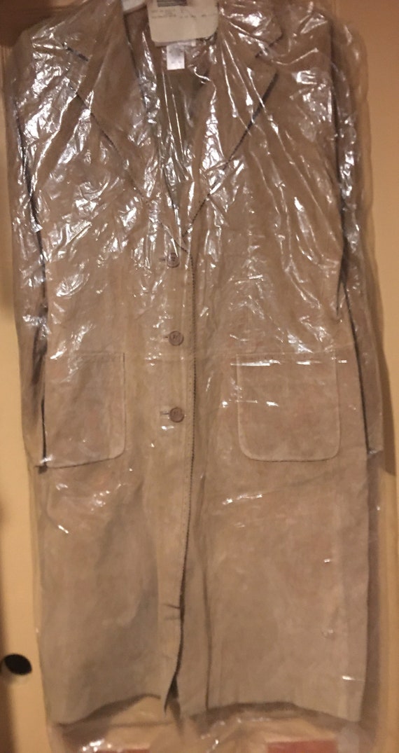 Bagatelle raincoat deals