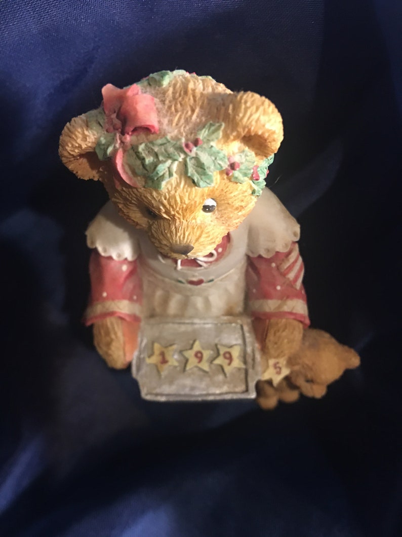 Here/'s Some Cheer To Last The Year #141186 Numbered 1995 Vintage Cherished Teddies Christmas Amanda