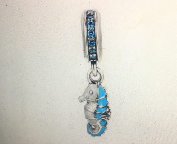 SYLVIA SEAHORSE BRACELET SET SYLVIA SEAHORSE BRACELET SET