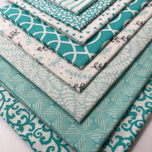 Fat Quarter bundle of 10 beautiful green (turquoise) tone premium Cotton Fabric for quilting patchwork projects, apparel etc.