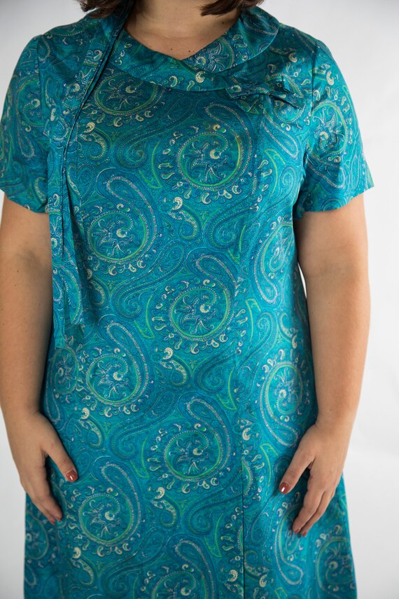Lovely 1960s Blue and Green Paisley Print Silk Dress by Amy Adams