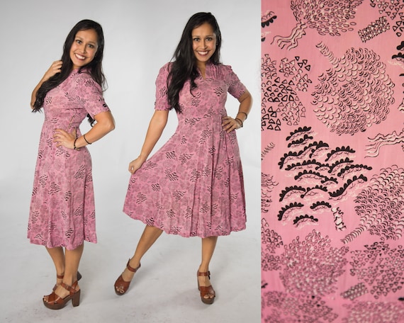 Cute 1940s Pink Tree Novelty Print Midi Dress - M… - image 1