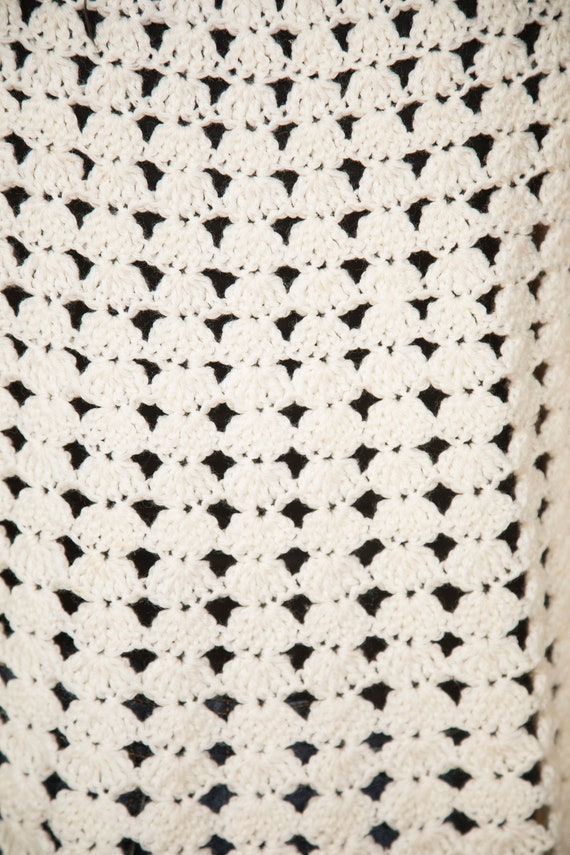 Fun 1970s White Granny Cape Knit - Open - image 7