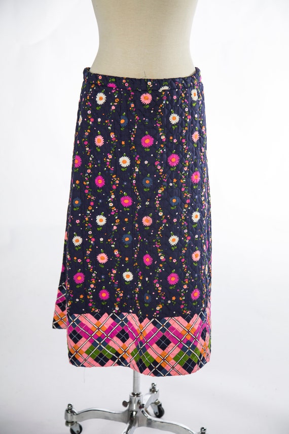 Colorful 1970s Quit Warp Skirt Floral and Plaid P… - image 8