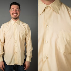 1960s Abercrombie & Fitch Dull Yellow Button Up Top - Medium