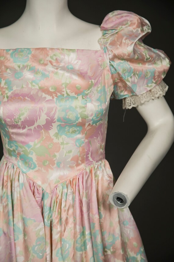 Adorable 1980s Pink Dress w White and Green Flora… - image 3