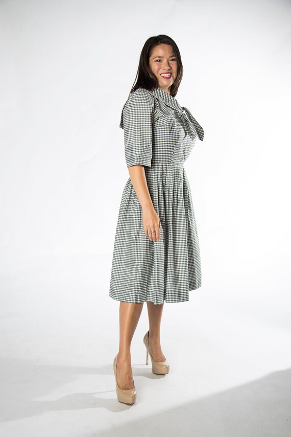 Adorable 1950s Grey and White Gingham Checkered D… - image 4