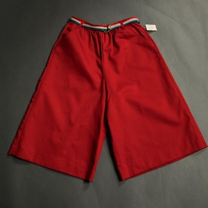 1970s NWT Aileen Red Culottes Capri Pants w Belt  - Small, Medium