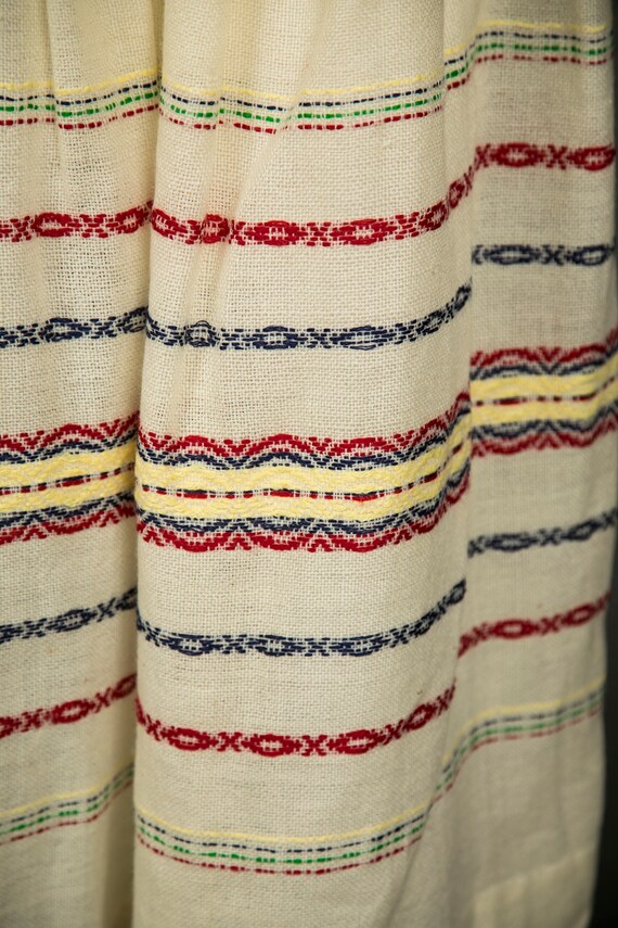 1950s Woven White with Red Blue Green Skirt - Ext… - image 4