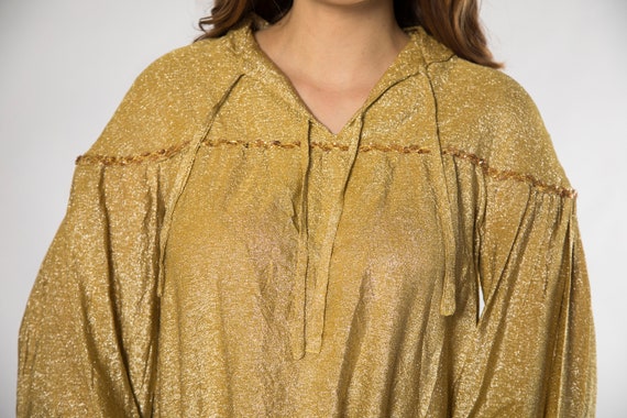 Fun 1970s Gold Shinny Sequin Flowy Top by Dot How… - image 7