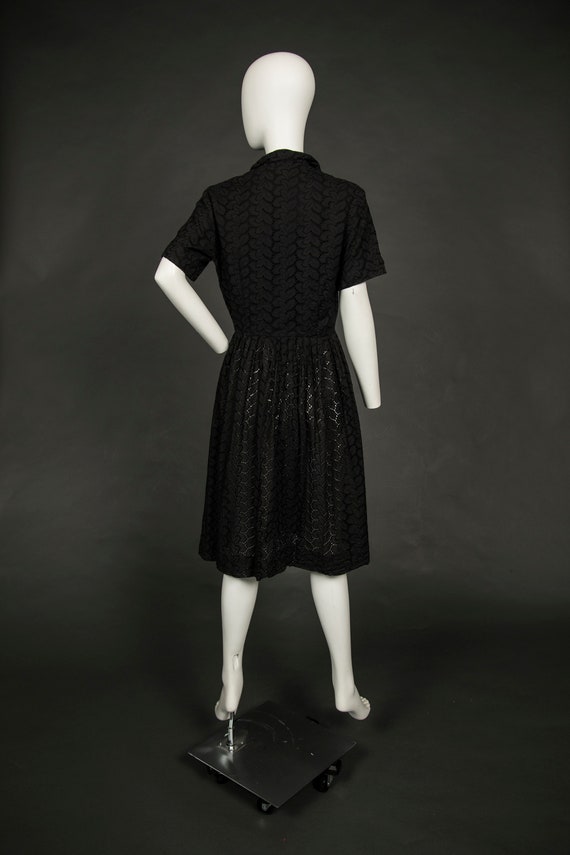 1950s Jeanne Black Eyelet Cut Out Embroidered Dre… - image 8