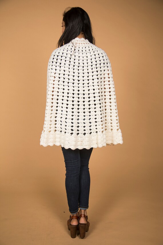 Fun 1970s White Granny Cape Knit - Open - image 6