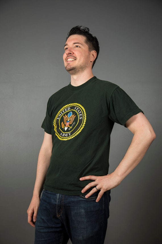 Vintage T-shirt United States Army Green Crew Nec… - image 4